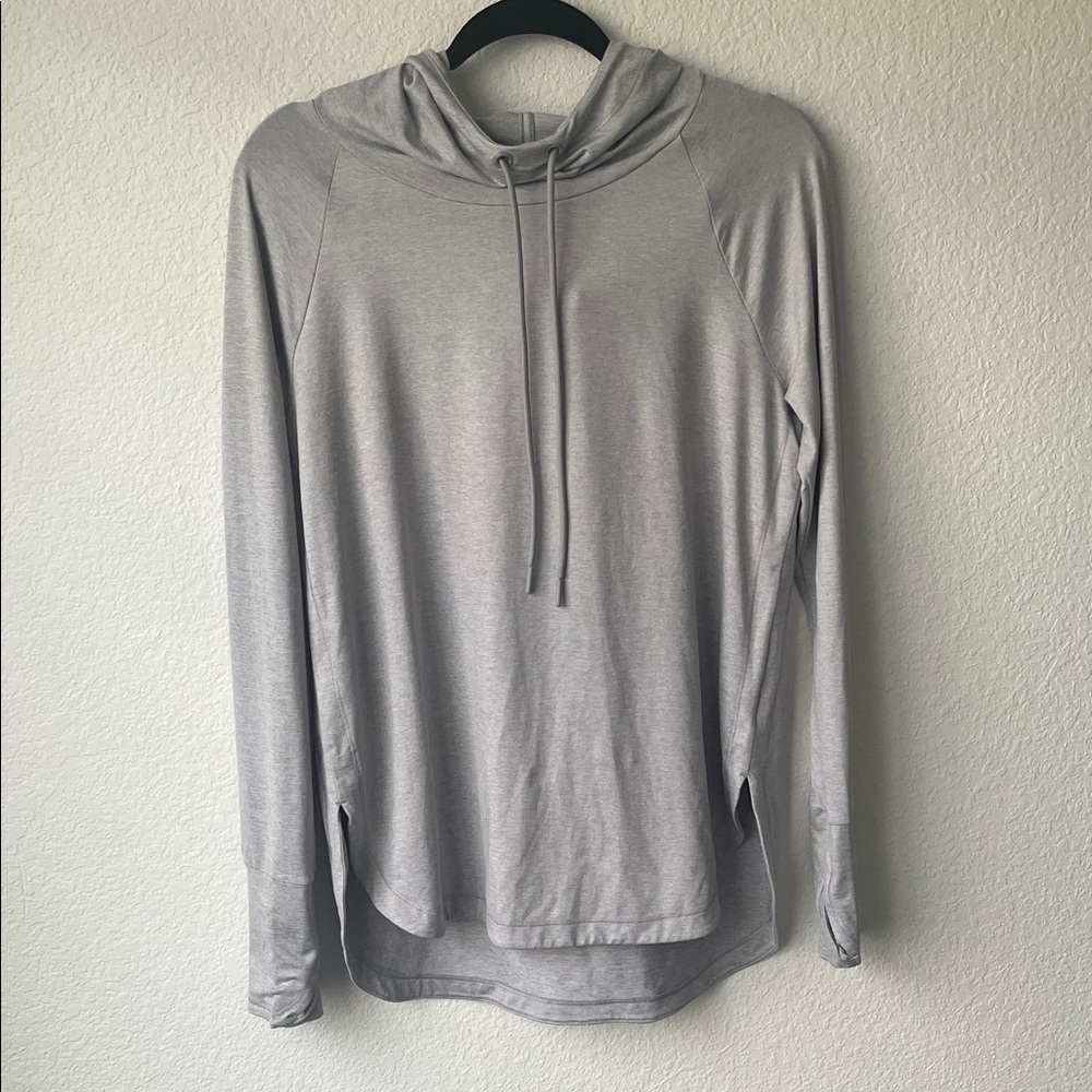 Athleta Light Gray Hooded Long-Sleeve Shirt with Thumb Holes